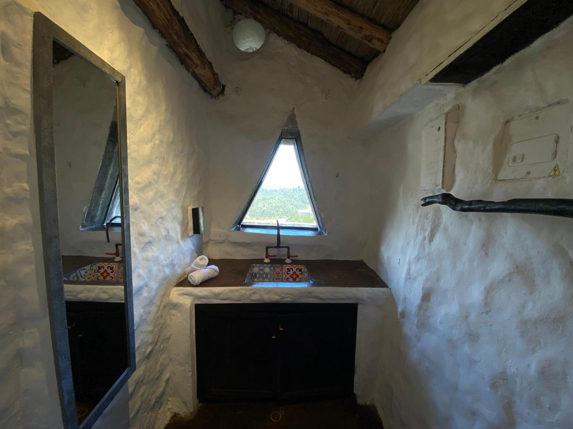 Hobbit Hotel Ecolodge- กัวตาเป ภายนอก รูปภาพ