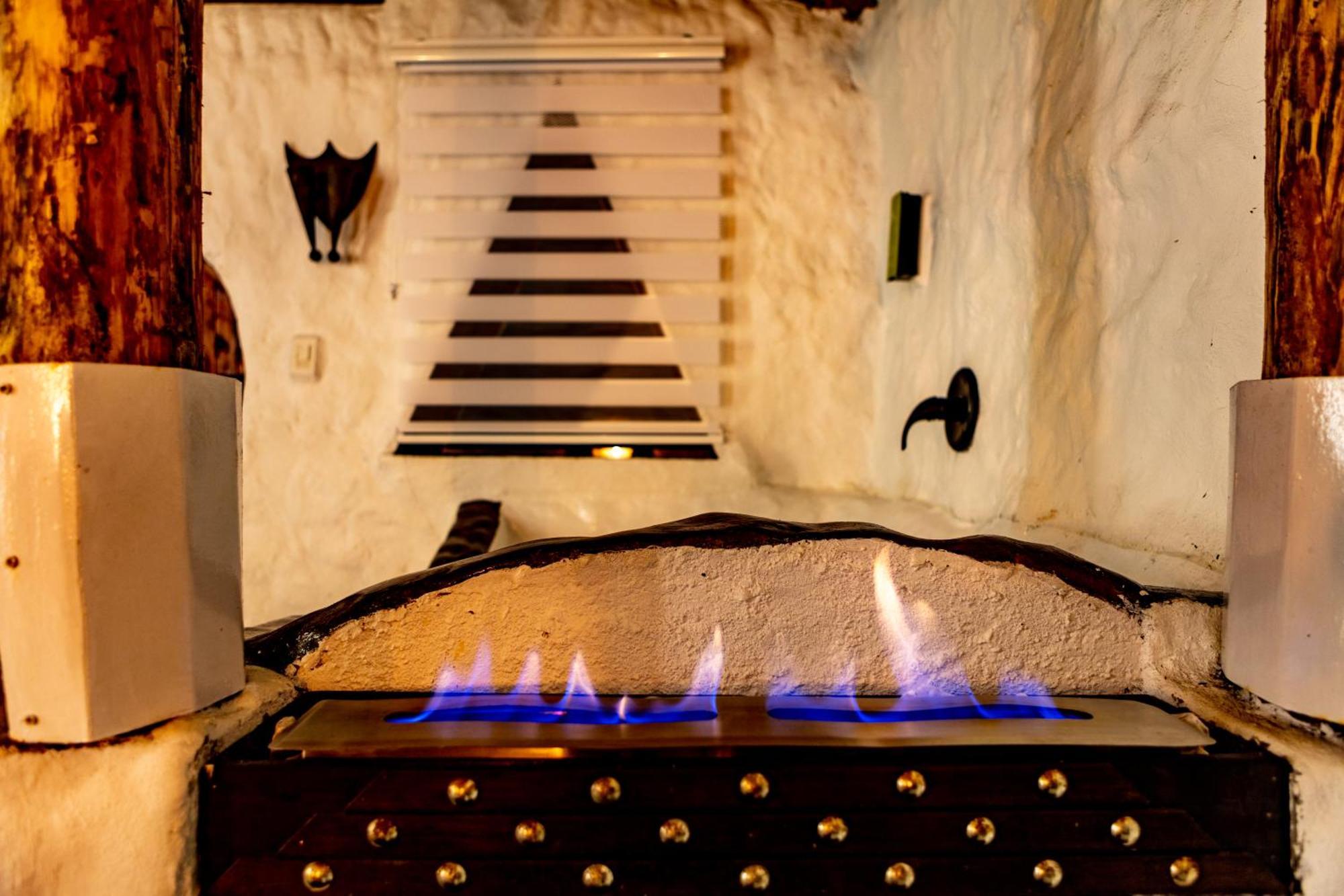 Hobbit Hotel Ecolodge- กัวตาเป ภายนอก รูปภาพ