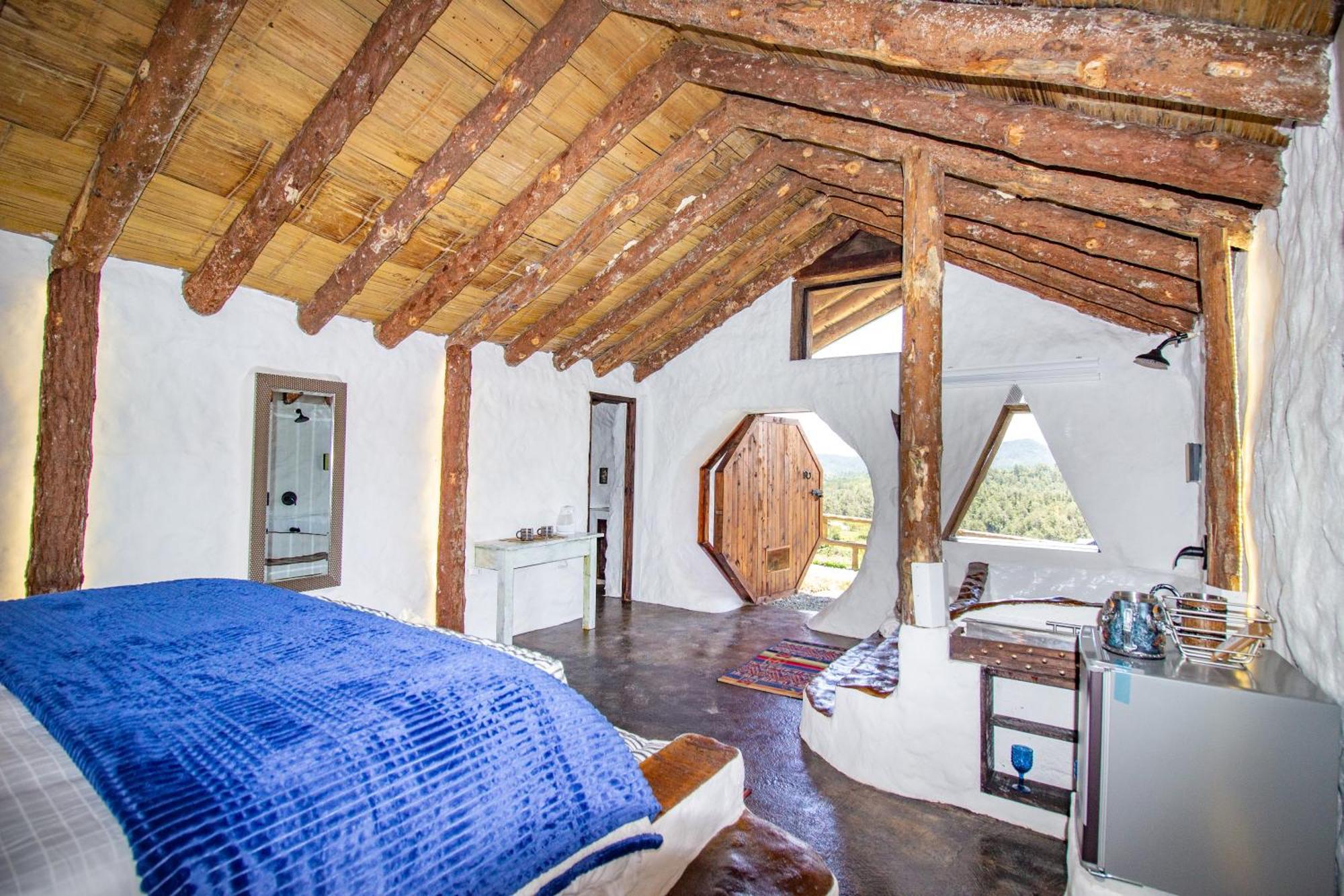 Hobbit Hotel Ecolodge- กัวตาเป ภายนอก รูปภาพ